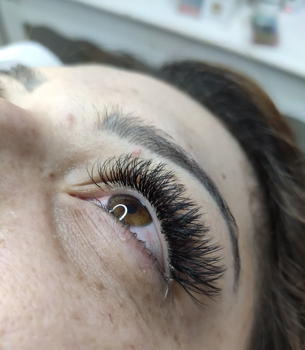 Alongamento de cílios feito pela Vanessa
